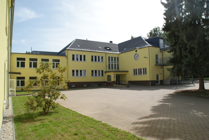 schulhaus 1